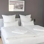 Suite Apartments Nuernberg アパート
